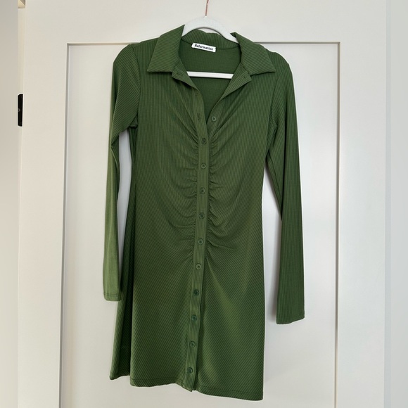 Reformation Amy button down short green dress, size medium - Picture 4 of 5